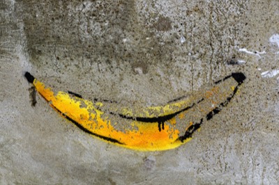 Alt image